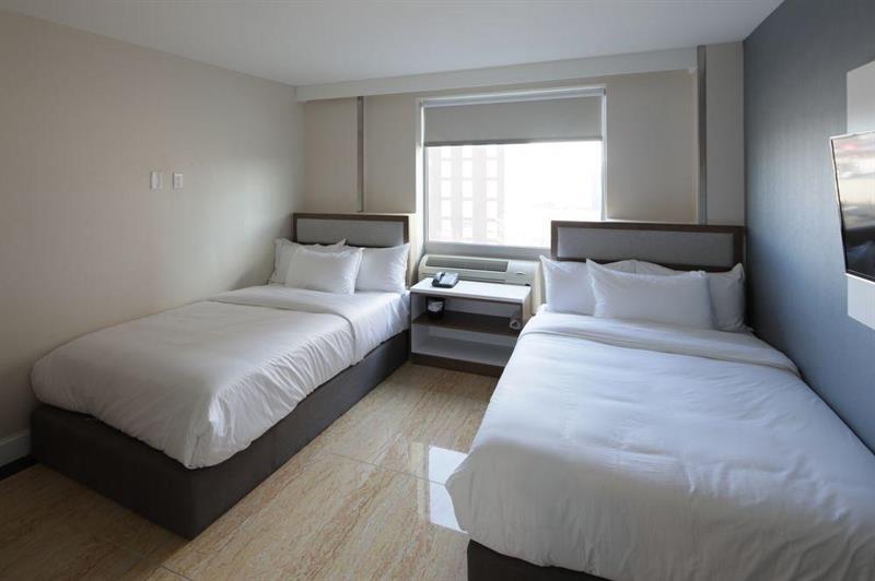 Mayfair Inn And Suites New York Buitenkant foto